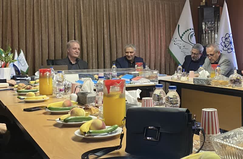 حضور دکتر حسن نژاد معاون امور تولیدات دامی وزارت جهاد کشاورزی از شرکت کشت وصنعت شریف آباد