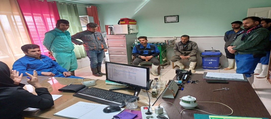 انجام خدمات بهداشتی و پایش سلامت کارکنان شرکت کشت و صنعت شریف آباد