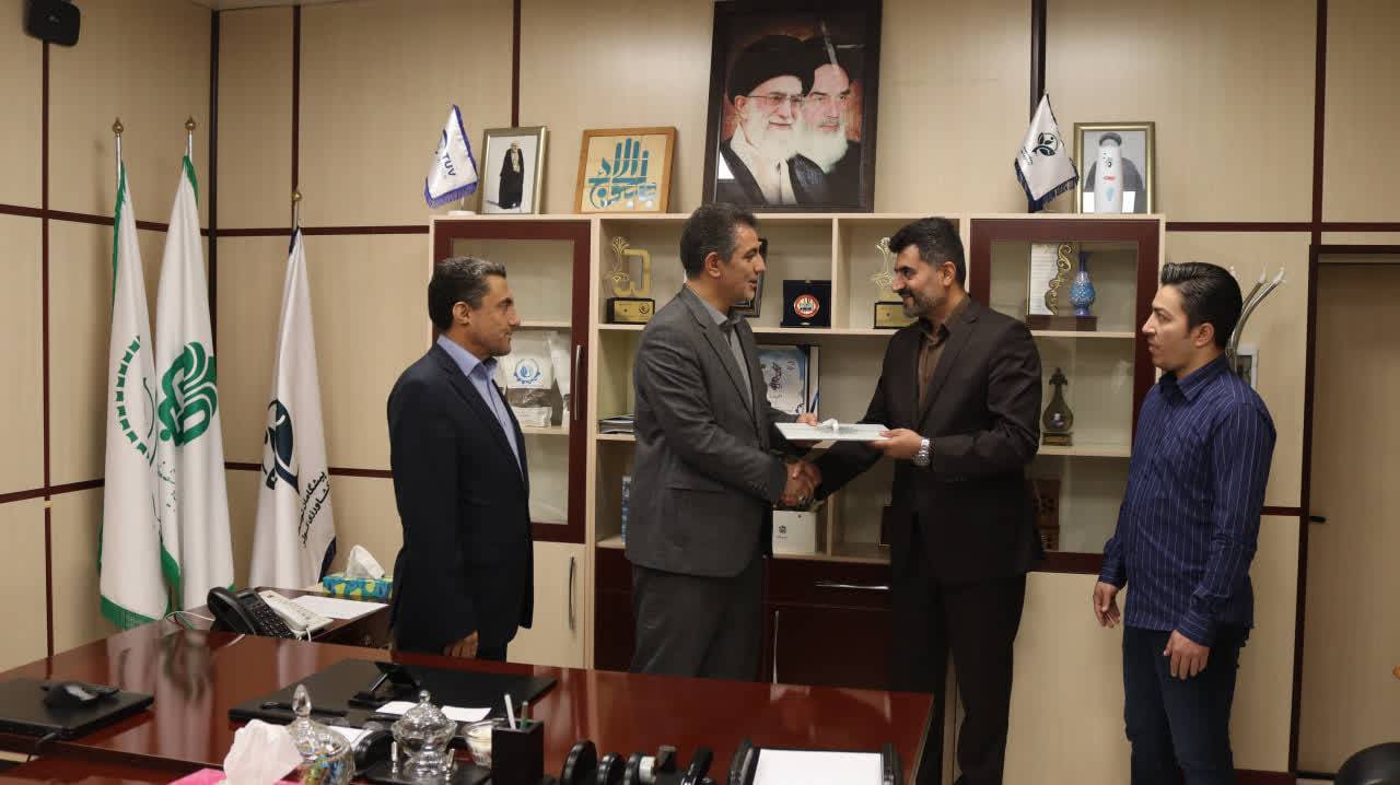 دکتر بوستانی انتصاب مدیر عامل پیشگامان توسعه کشاورزی کوثر راتبریک گفت